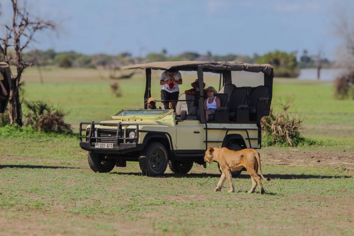 2 days fly-in safari…